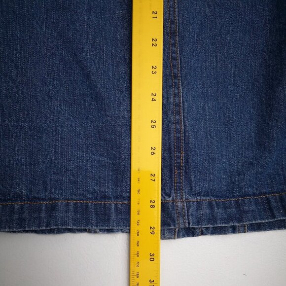 Roaman's Ladies Size 14W Medium Wash Button Closure Jean Jacket - Picture 12 of 12